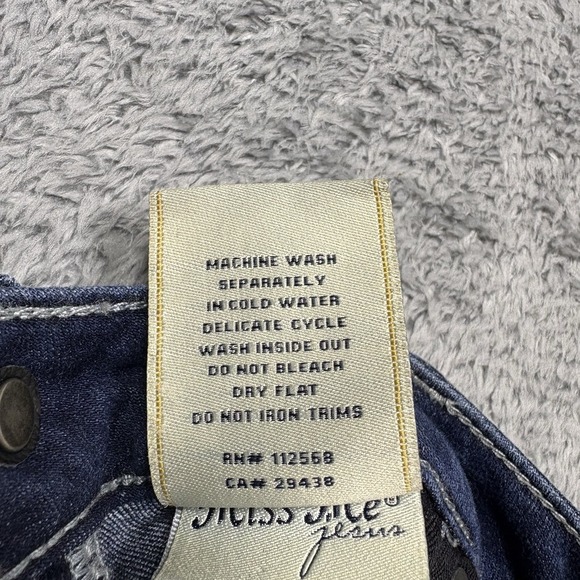 Miss Me Jeans 29 (30x31) Boot Distressed Embellished Raw Hem Cut Ankles Whiskers - Picture 16 of 16